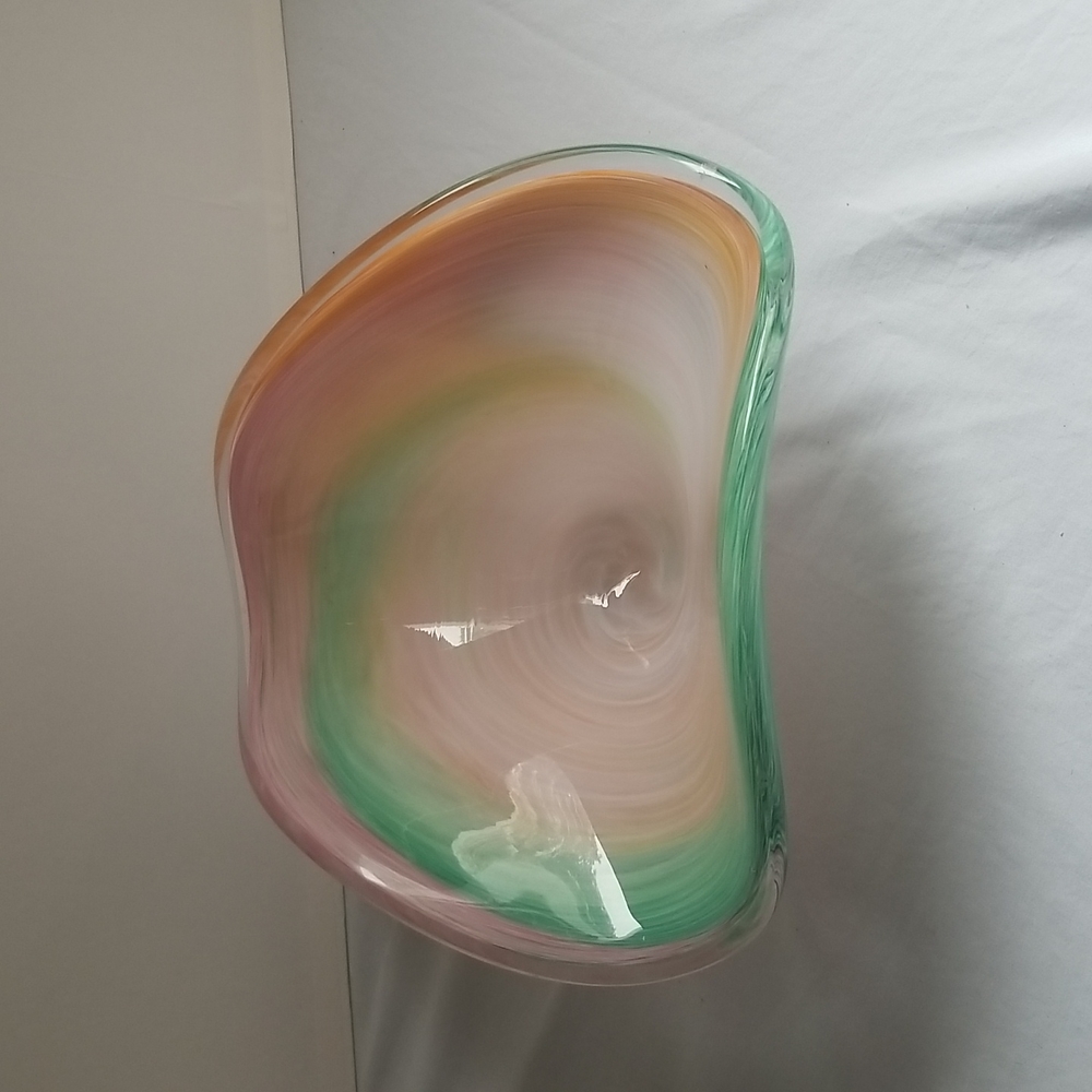 Murano glass bowl 9 inches across